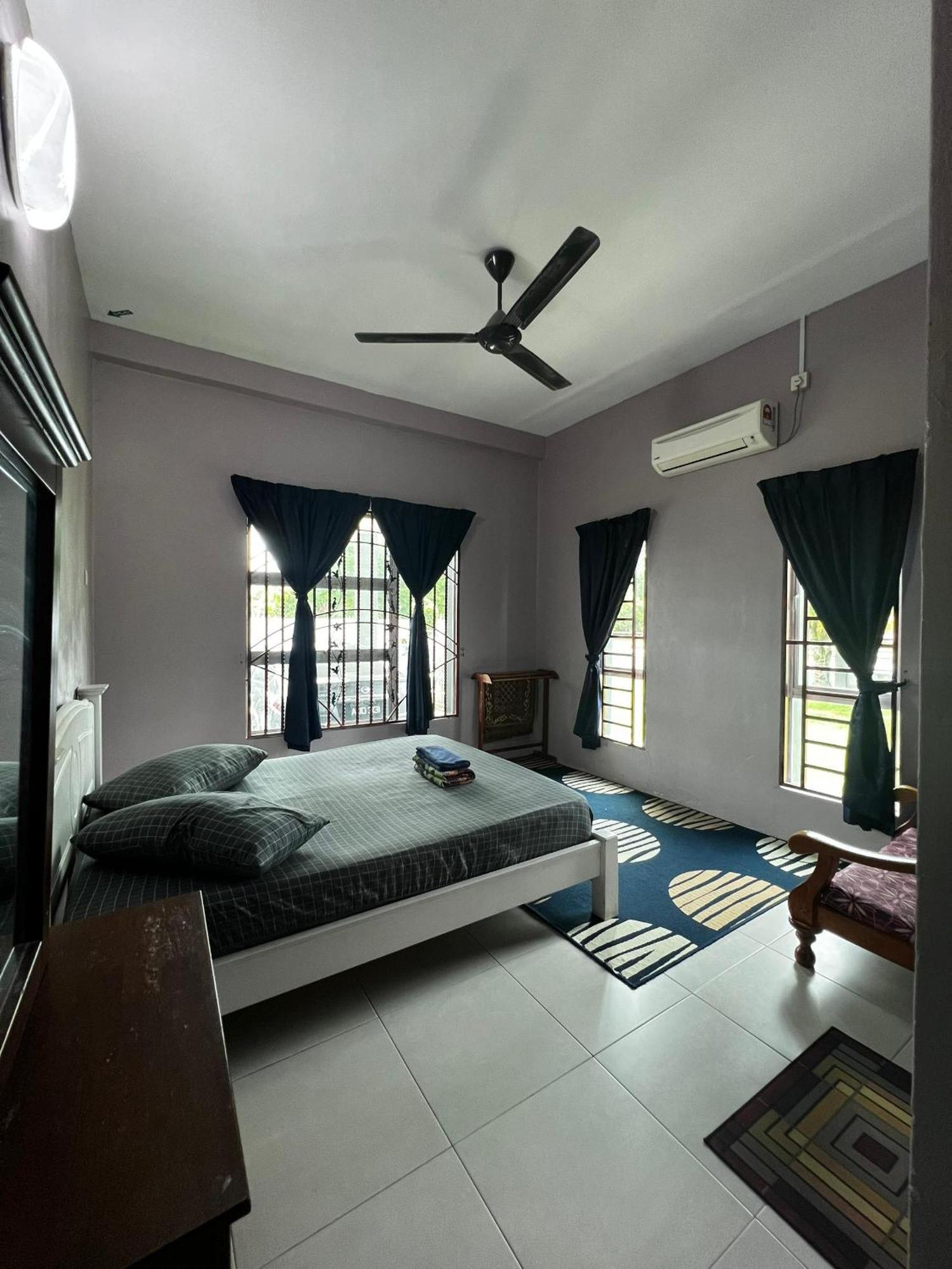 Taiping Homestay Husna Afina Экстерьер фото